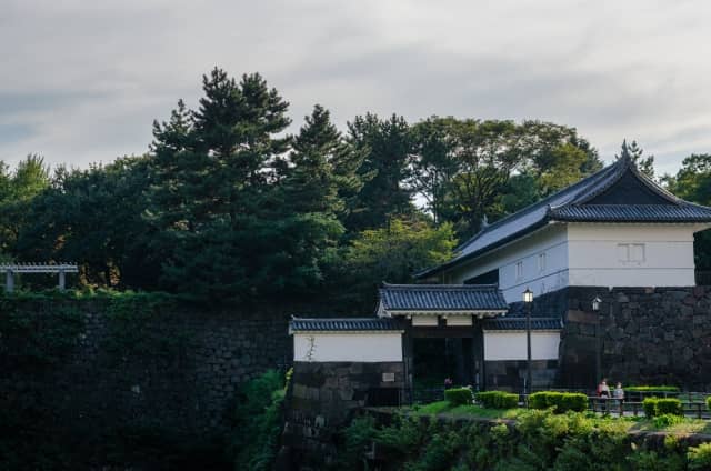 江戸城本丸跡地（皇居東御苑）